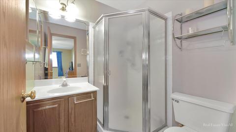 633 Mallard Ct #A1, Bartlett, IL 60103 photo 8