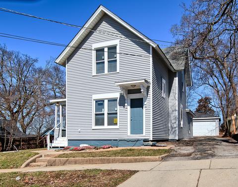 322 Dwight St, Elgin, IL 60120 photo 1