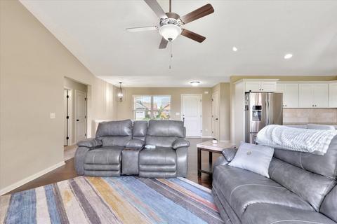2755 Sedona Dr, Normal, IL 61761 photo 8