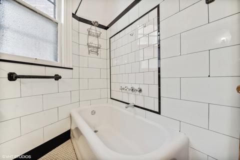 1031 E 49th St, Chicago, IL 60615 photo 23