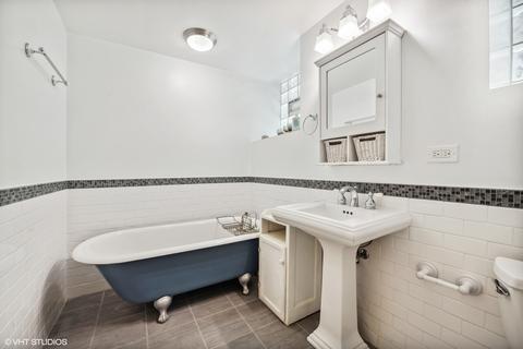 1031 E 49th St, Chicago, IL 60615 photo 28