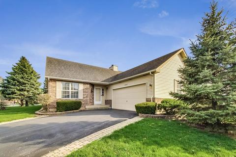 21043 W Hazelnut Ln, Plainfield, IL 60544