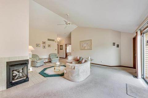21043 W Hazelnut Ln, Plainfield, IL 60544 photo 3