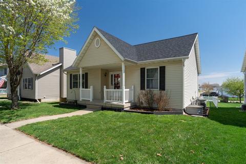 1116 Ogelthorpe Ave, Normal, IL 61761 photo 1