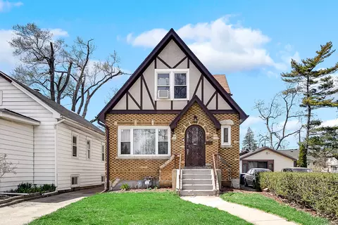 1904 S 22nd Ave, Maywood, IL 60153