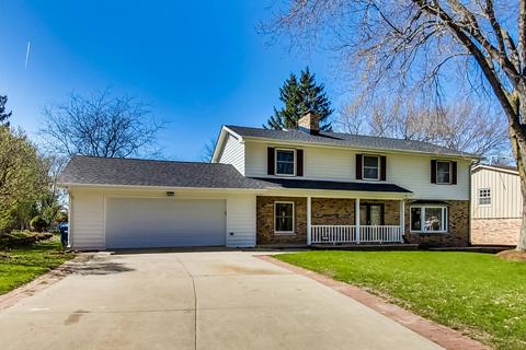 645 Joanne Ln, Dekalb, IL 60115