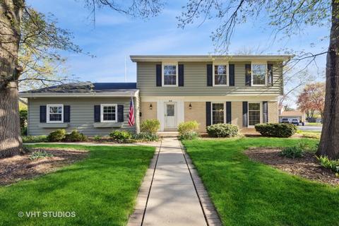 65 Bunting Ln, Naperville, IL 60565