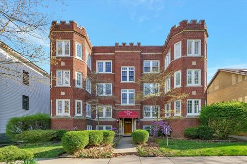 305 W University Ave #1, Champaign, IL 61820