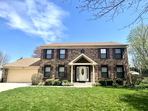 119 Nottingham Dr, Oswego, IL 60543