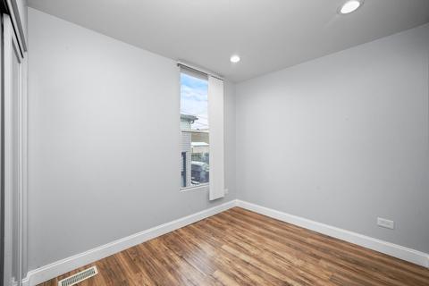 60 E 103rd Pl, Chicago, IL 60628 photo 16