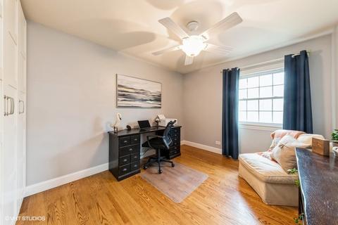 910 Harrison Ln, Hoffman Estates, IL 60192 photo 17