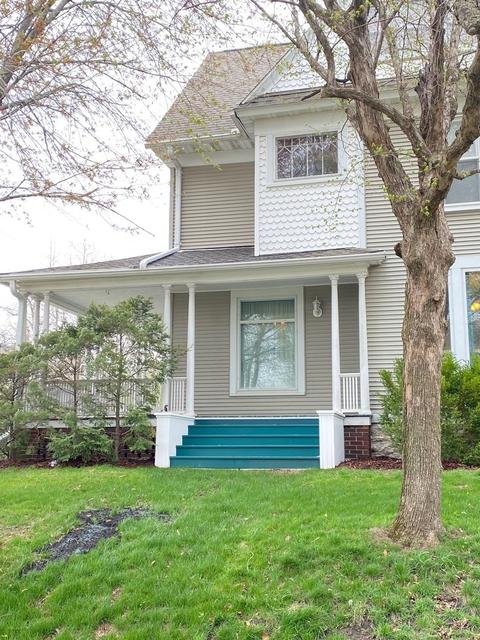 404 E 2nd St, Dixon, IL 61021 photo 3