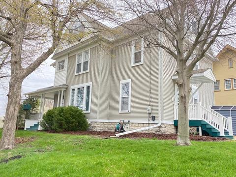 404 E 2nd St, Dixon, IL 61021 photo 4