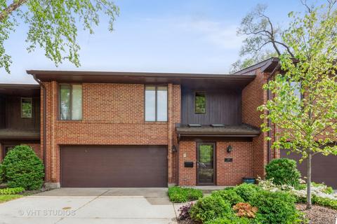 255 Boardwalk Pl, Park Ridge, IL 60068