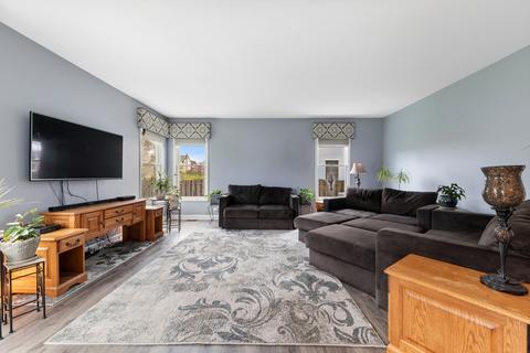 1274 Hunters Rdg E, Hoffman Estates, IL 60192 photo 12