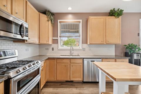 1274 Hunters Rdg E, Hoffman Estates, IL 60192 photo 9