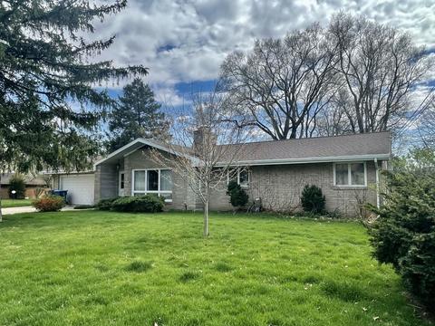 2206 15th St, Peru, IL 61354 photo 1