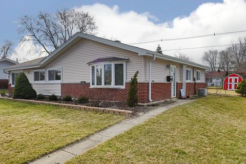 445 Bode Rd, Hoffman Estates, IL 60169 photo 2