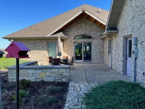 927 Dickson Rd, Bristol, IL 60512 photo 7