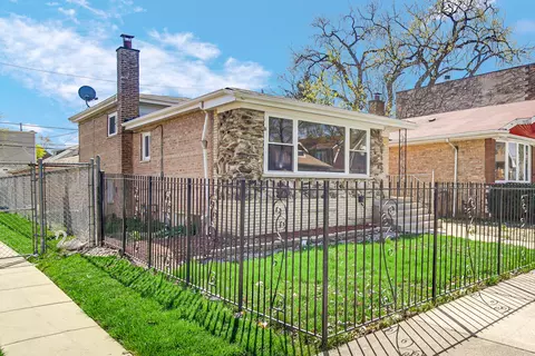 829 E 88th St, Chicago, IL 60619 photo 2