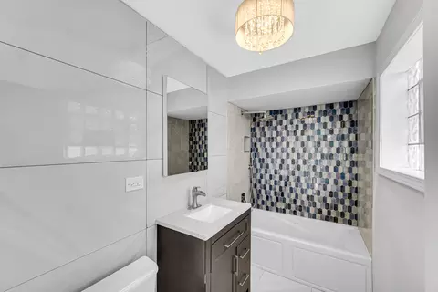 829 E 88th St, Chicago, IL 60619 photo 7