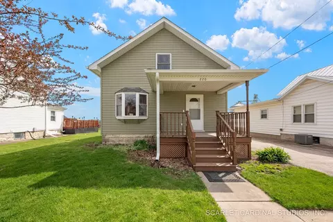 220 E Kirke Gate, Lee, IL 60530 photo 1