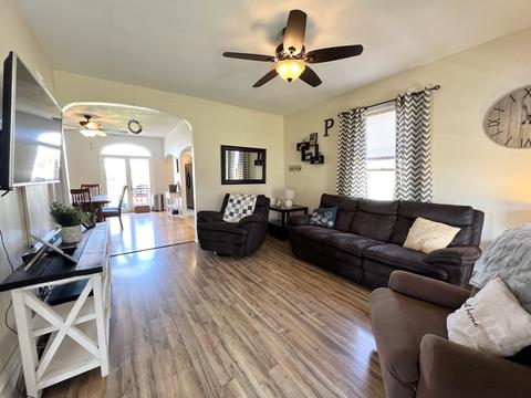 321 E Campbell Ave, Rantoul, IL 61866 photo 5