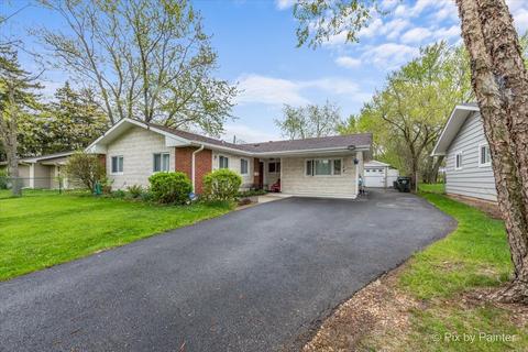 315 Lafayette Ln, Hoffman Estates, IL 60169