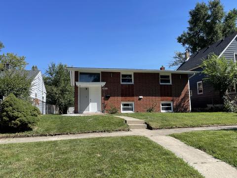 1923 Seymour Ave, North Chicago, IL 60064