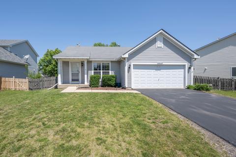 2027 Matthew Dr, Montgomery, IL 60538