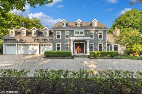4502 Maine Trl, Crystal Lake, IL 60012