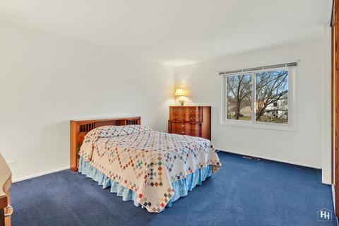 109 Honeysuckle Ct, Rolling Meadows, IL 60008 photo 17