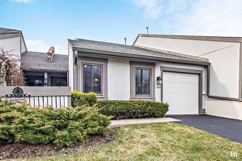 109 Honeysuckle Ct, Rolling Meadows, IL 60008 photo 1