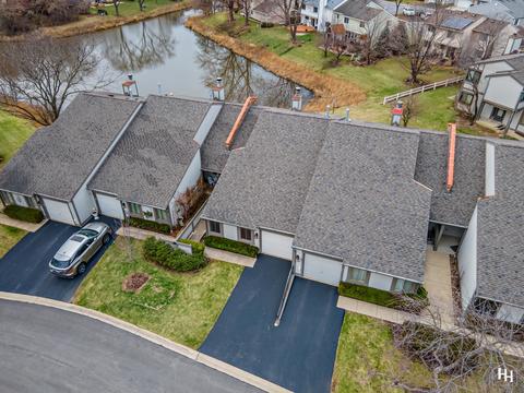 109 Honeysuckle Ct, Rolling Meadows, IL 60008 photo 2
