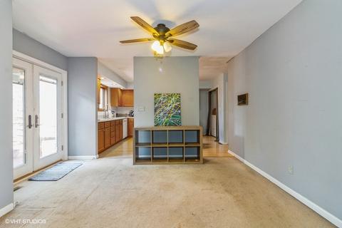 101 E Harrison St, Harvard, IL 60033 photo 4