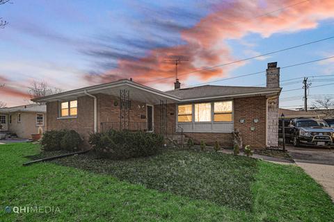 3301 S Manor Dr, Lansing, IL 60438