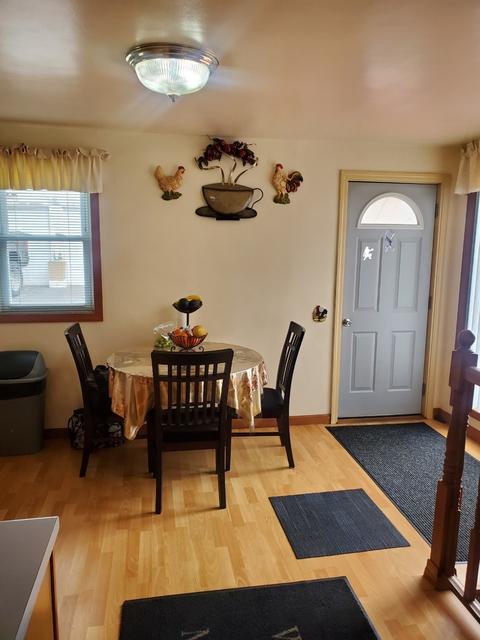 618 Sherman Ave, Elgin, IL 60120 photo 3