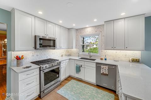 1005 E Bailey Rd, Naperville, IL 60565 photo 8