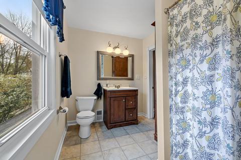 539 E 11th St, Lockport, IL 60441 photo 14