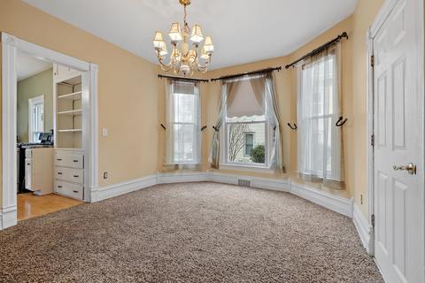 539 E 11th St, Lockport, IL 60441 photo 7