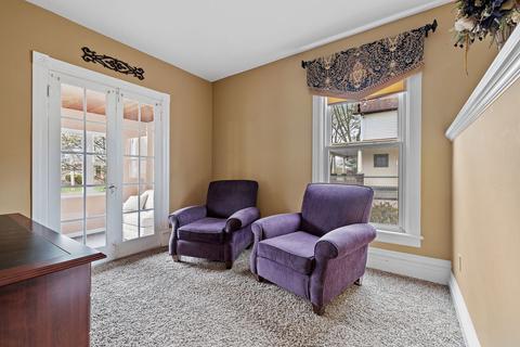 539 E 11th St, Lockport, IL 60441 photo 4