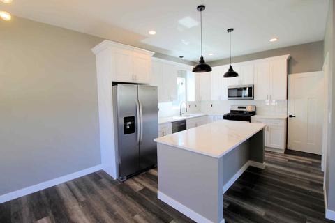 1430 E River St, Kankakee, IL 60901 photo 5