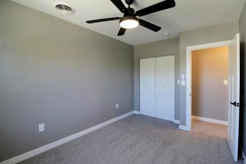 1430 E River St, Kankakee, IL 60901 photo 11