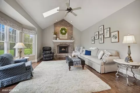 1136 Challenge Rd, Batavia, IL 60510 photo 3