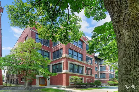1019 E Hyde Park Blvd #3, Chicago, IL 60615