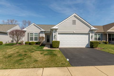 13848 Gardner Dr, Huntley, IL 60142