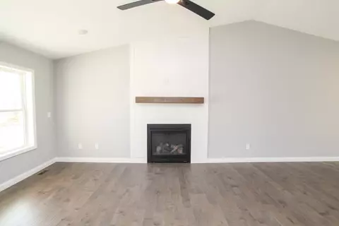 Living - 302 Winters Way, Bloomington, IL 61704 photo 6 of 6
