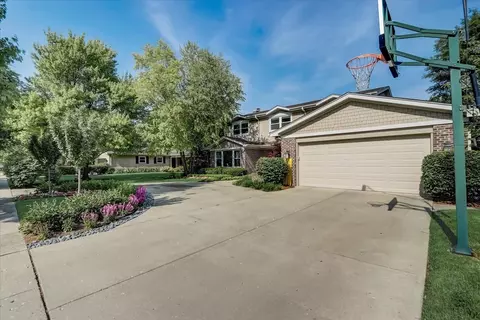 1915 Greenview Rd, Northbrook, IL 60062 photo 10
