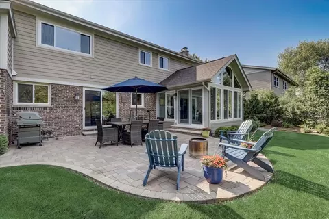 1915 Greenview Rd, Northbrook, IL 60062 photo 11