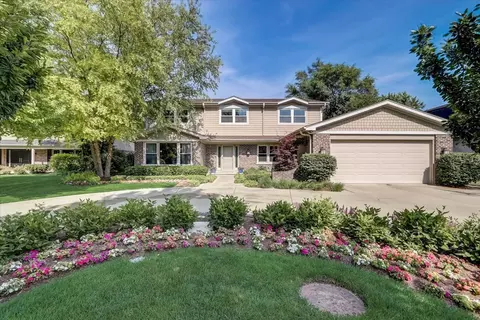 1915 Greenview Rd, Northbrook, IL 60062
